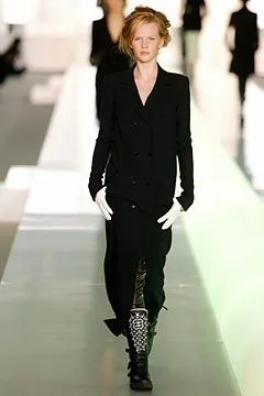 Look 25